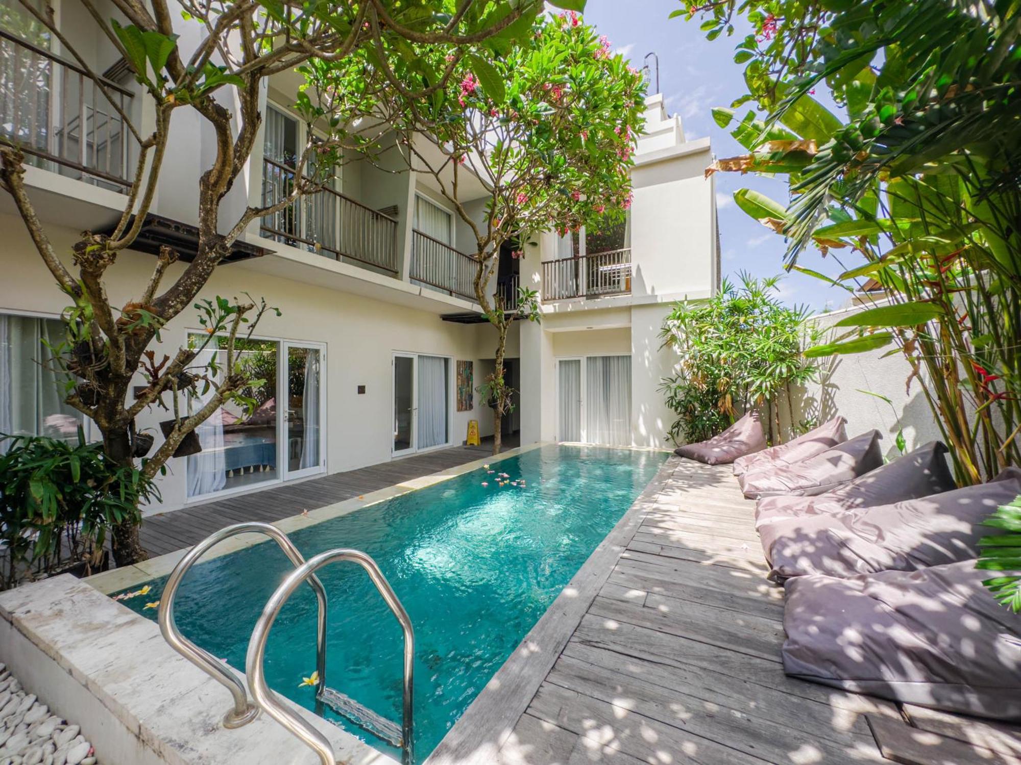 Hola Seminyak Exterior foto